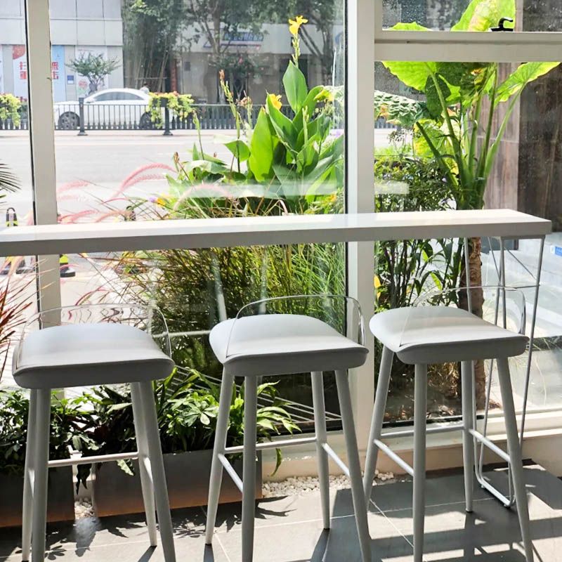 Tavolo da bar in stile industriale in altezza da 42 pollici in legno bianco tavolo da bistrot di base in metallo