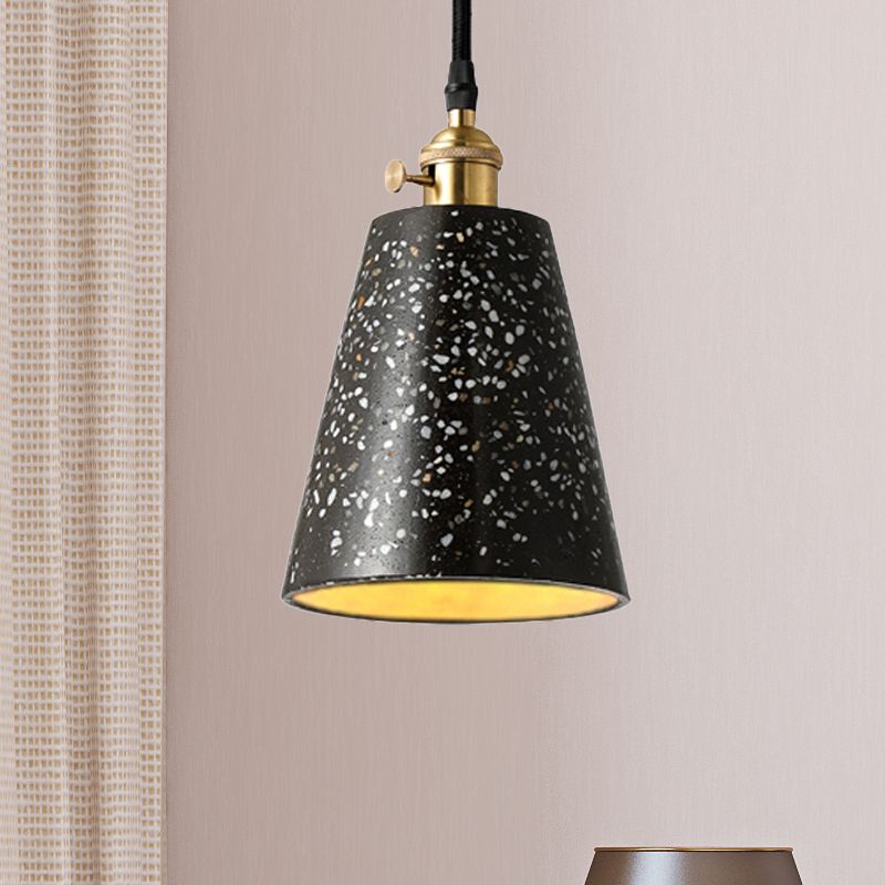 Éclairage de pendentif cône