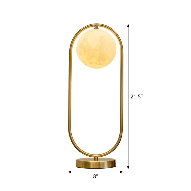 Luce da tavolo notturno ellittico oro Minimalista 1 comodino metallico con tonalità in vetro di latte luna finta