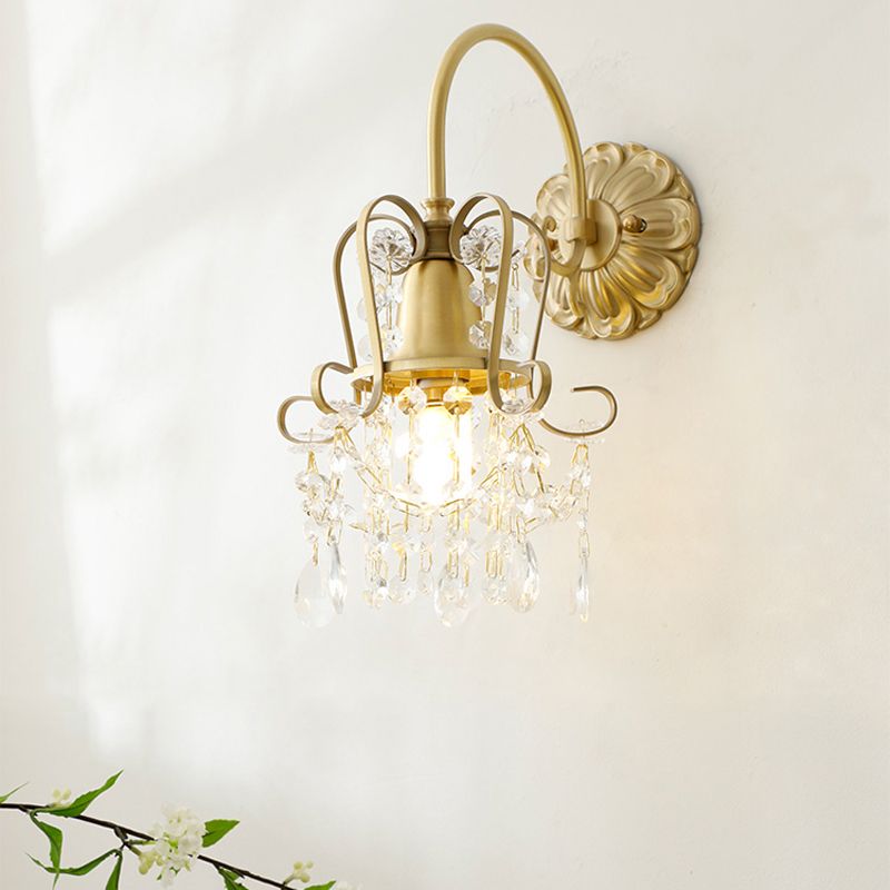 Unique Shape Metal Wall Lighting Modern Style 1 Light Wall Mounted Light