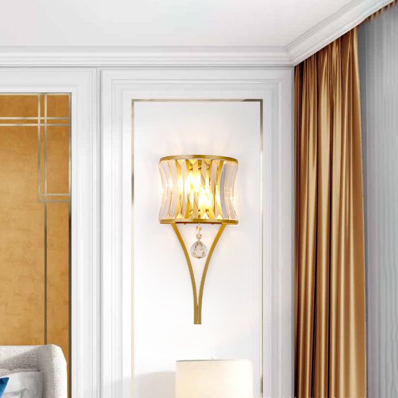 Lámpara de pared geométrica de cristal en moderna luz de pared de hierro forjado de estilo de lujo para espacios interiores