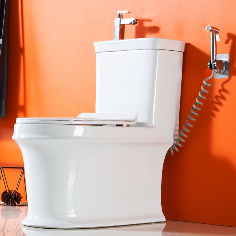 Modern Ceramic Flush Toilet One Piece White Toilet Bowl for Washroom