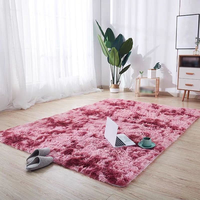 Tapis moderne rouge moderne en polyester moquette de couleur solide tapis de support sans glissement pour le salon
