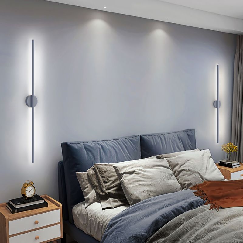 Zeitgenössische graue Wandleuchte gerade Form LED -Wandleuchten mit Metall für Schlafzimmer