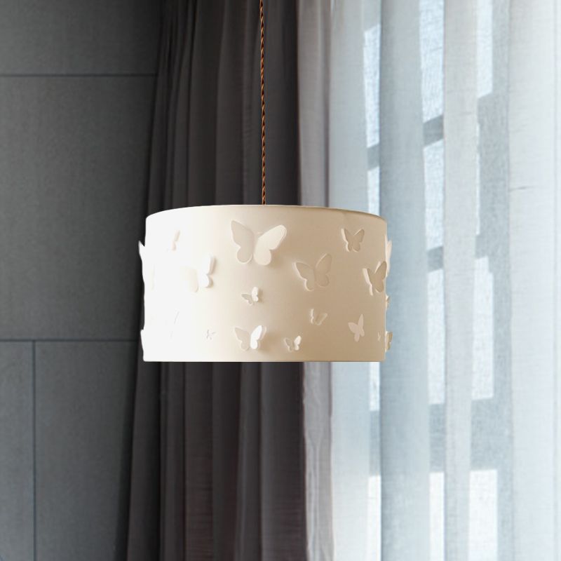 Minimaliste à 1 lumière Drop pendentif Pleen blanc Butfly Ombellifhed Drum suspendu lampe avec de l'ombre en tissu