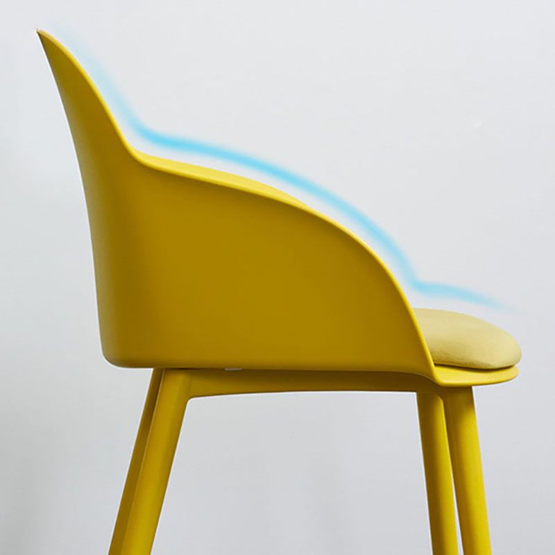 Sillas de comedor contemporáneas con respaldo sólido, sillas laterales con brazos y patas de plástico