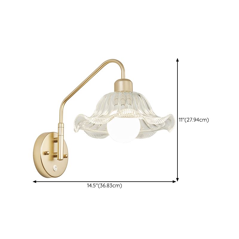 Flower Shape Metal Wall Sconces Industrial 1 Light Wall Mount Light Fixture in Gold