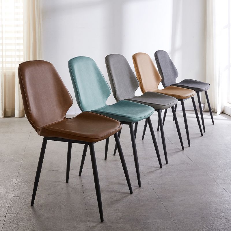 Silla de comedor de metal de estilo contemporáneo, sillas laterales sin brazos con respaldo lateral para cocina