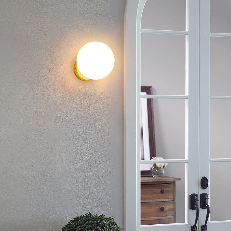 Modern Style Wall Mounted Sconce Glass Shade Wall Lights for Bedroom