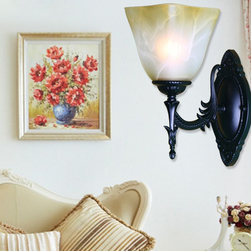 Éclairage mural à un seul bulbe