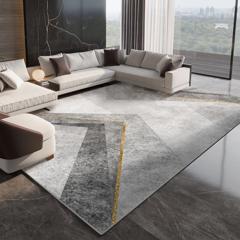 Distressed Graphic Pattern Carpet Polyester Rug Stain Resistant Indoor Rug for Home Decoration