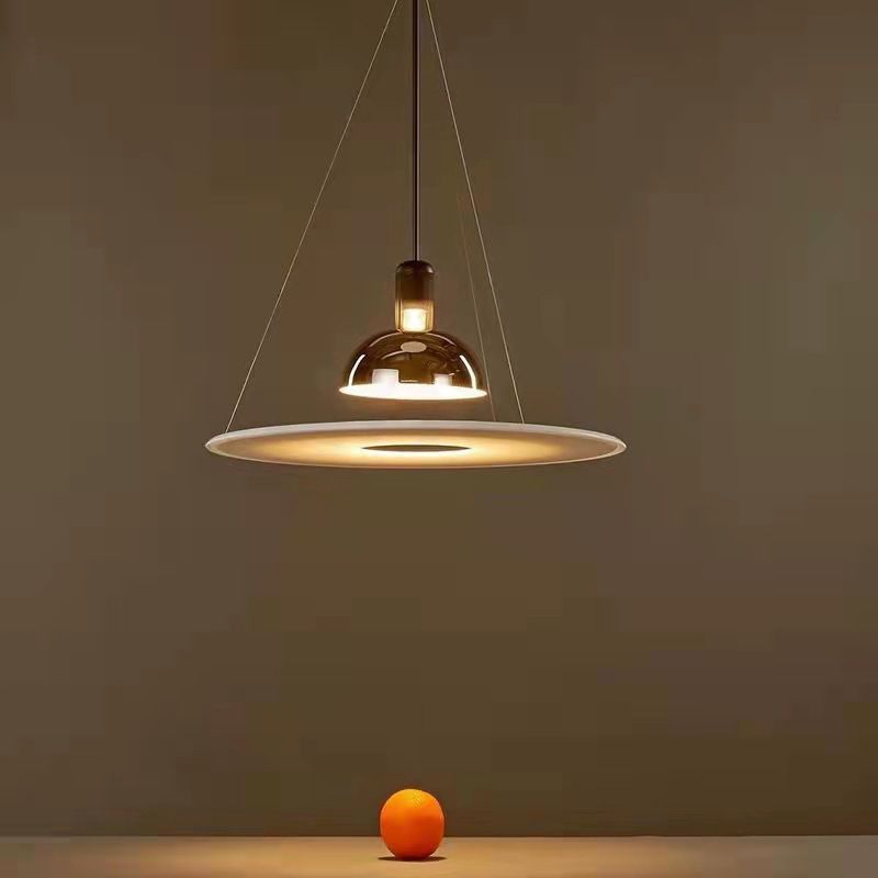Postmoderne stijl UFO -vorm hangend licht metaal 1 lichte hanglamp voor eetkamer