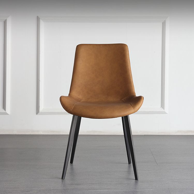 Sillas de comedor de cuero estilo moderno con respaldo macizo y 4 patas negras (juego de 2)