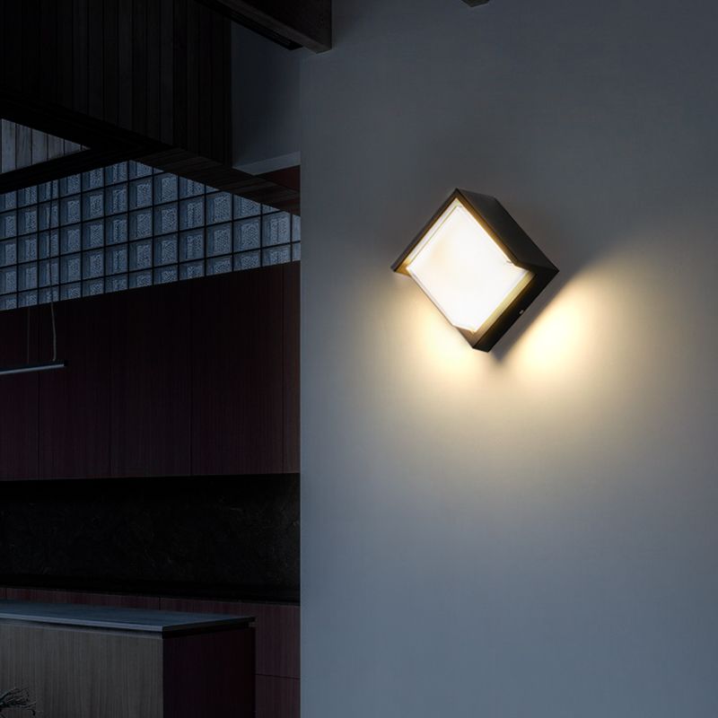 Modern Minimalist LED Wall Lamp Metal Geometric Wall Sconce in Black