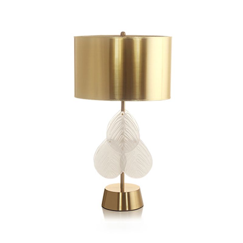 Lámpara de mesa nocturna de dormitorio de batería Luz de mesa de estilo de metal en oro