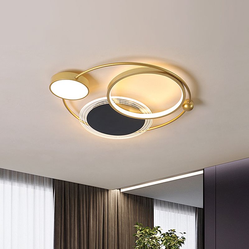 Round/Oval Bedroom Flush Mount Light Acrylic LED Modernism Ceiling Mounted Fixture in Gold