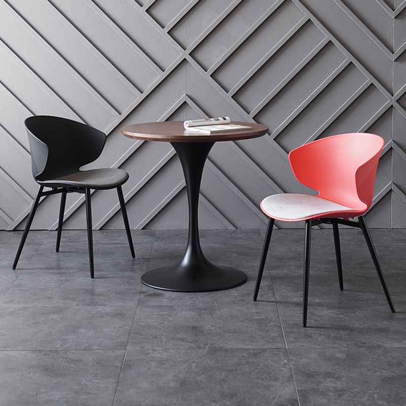 Sillas de comedor de estilo moderno, sillón lateral sin brazos con respaldo lateral de metal para cocina