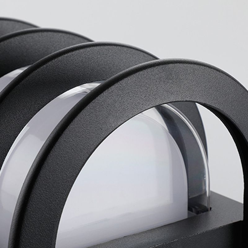 Simple Black Wall Sconce Fixture Half-Cylinder Outdoor Sconce Light