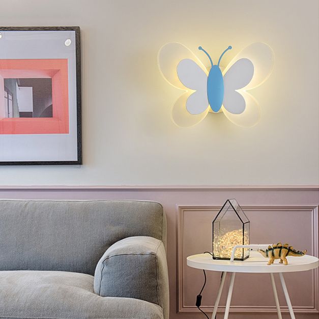 Lampada a parete acrilica a forma di farfalla moderna lampada a monte da parete a led da fumetti