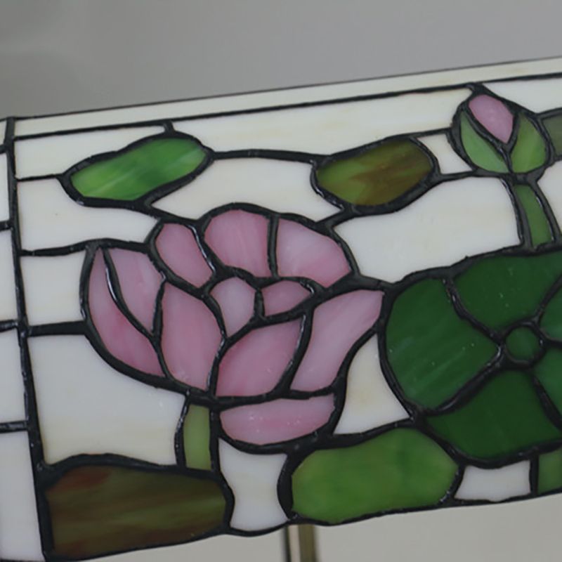 Tachage de vitraux Rose / Plum Blossom / Lotus Nightstand Lampe Tiffany Style Table de la tête de tête simple pour chambre à coucher