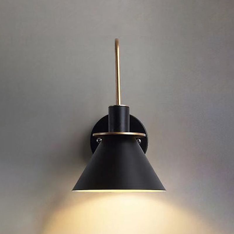 Geometric Shape Metal Wall Lighting Industrial Single Light Wall Mounted Lighting