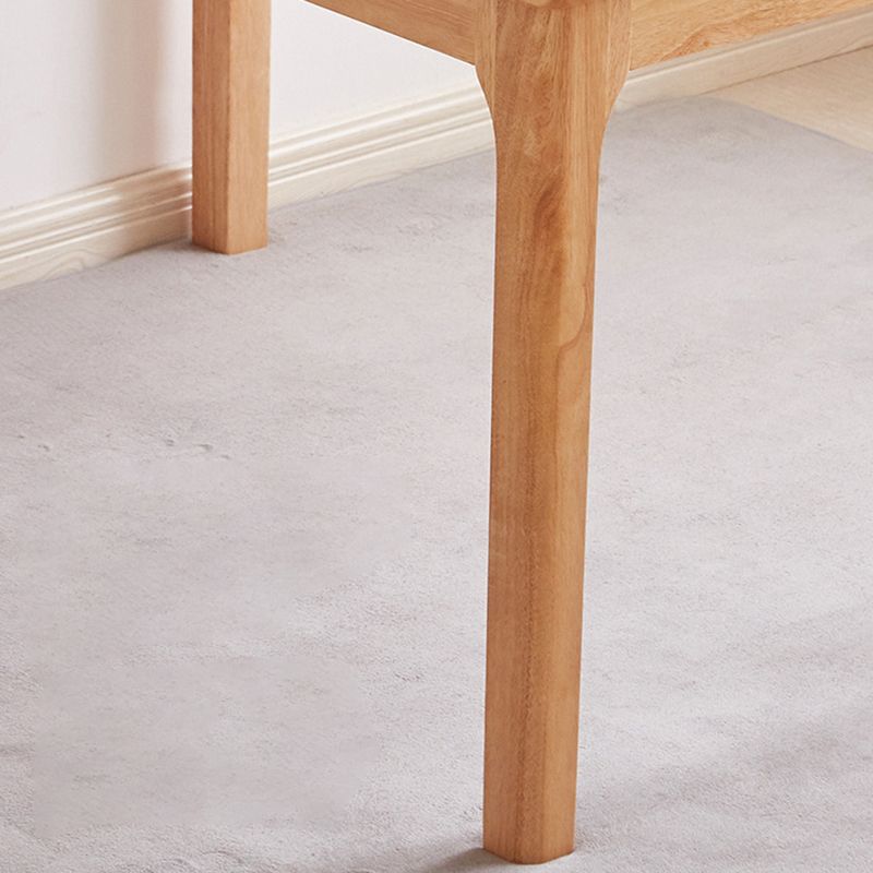 Modern Style Solid Wood Dining Table with Rectangle Shape Standard Height Table for Home Use