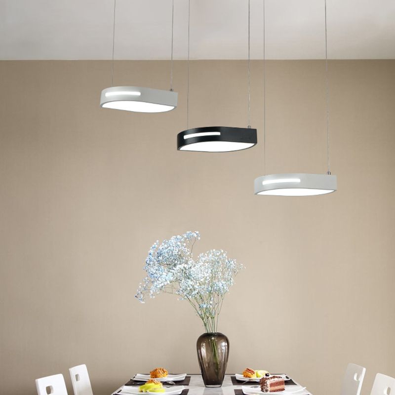 Modernisme en grappe de feuilles pendentif métal métal 3 têtes de salle à manger lampe suspension à LED en noir et blanc