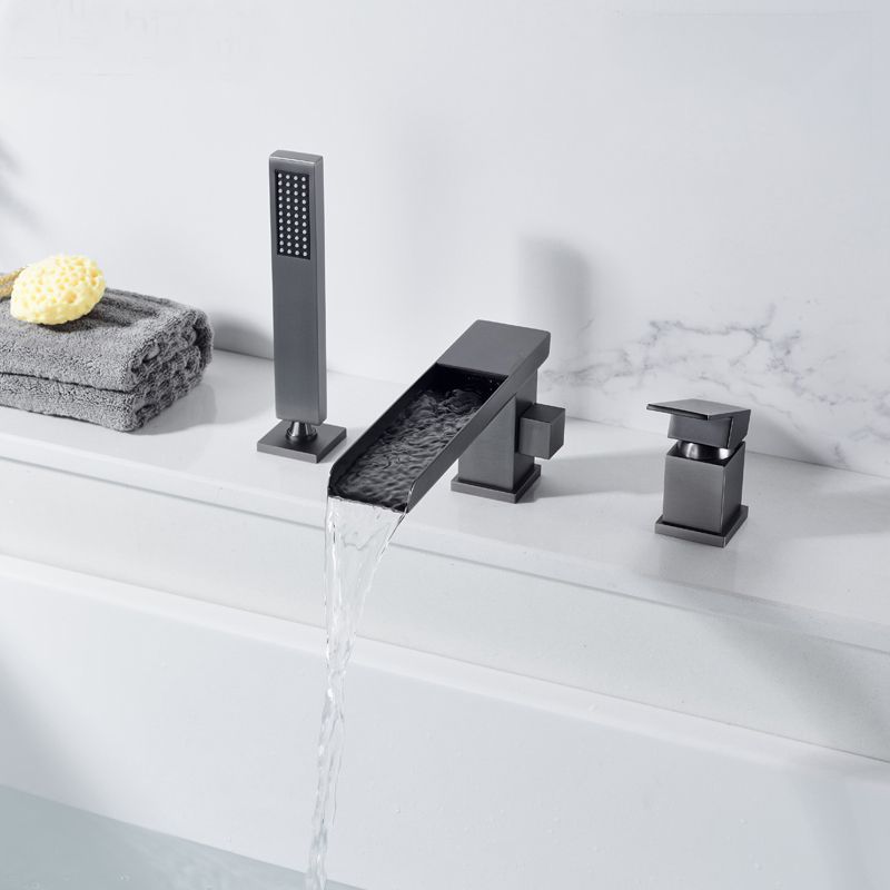 Modern Deck Mounted Copper Roman Tub Faucet Low Arc Tub Faucet Set