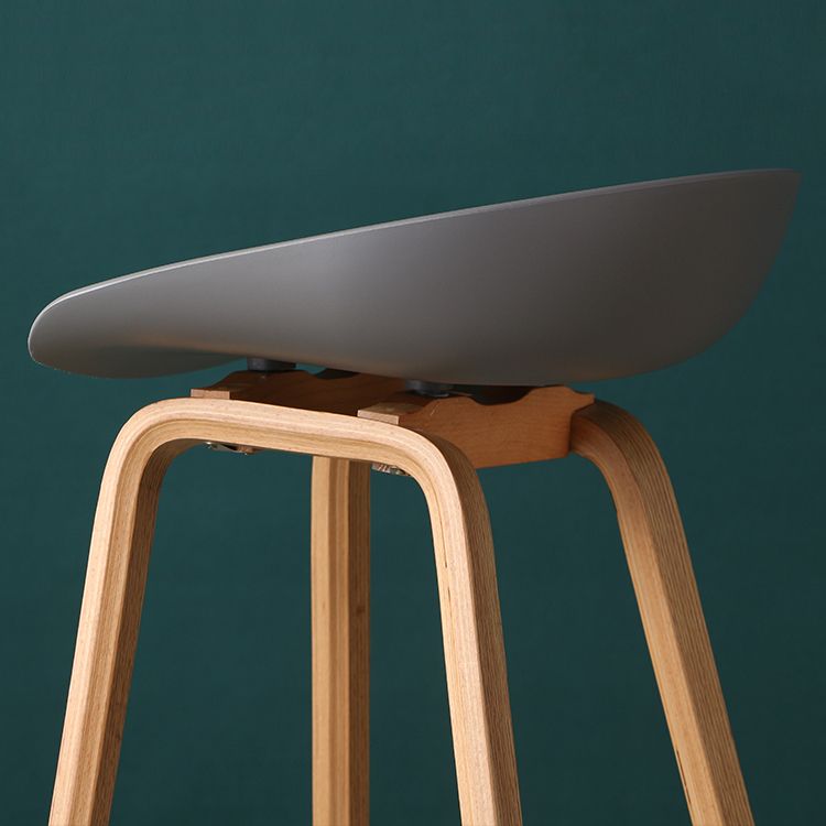Taburetes contadores simples contemporáneos taburete de bar de madera interior con patas de 30 pulgadas con asiento de plástico