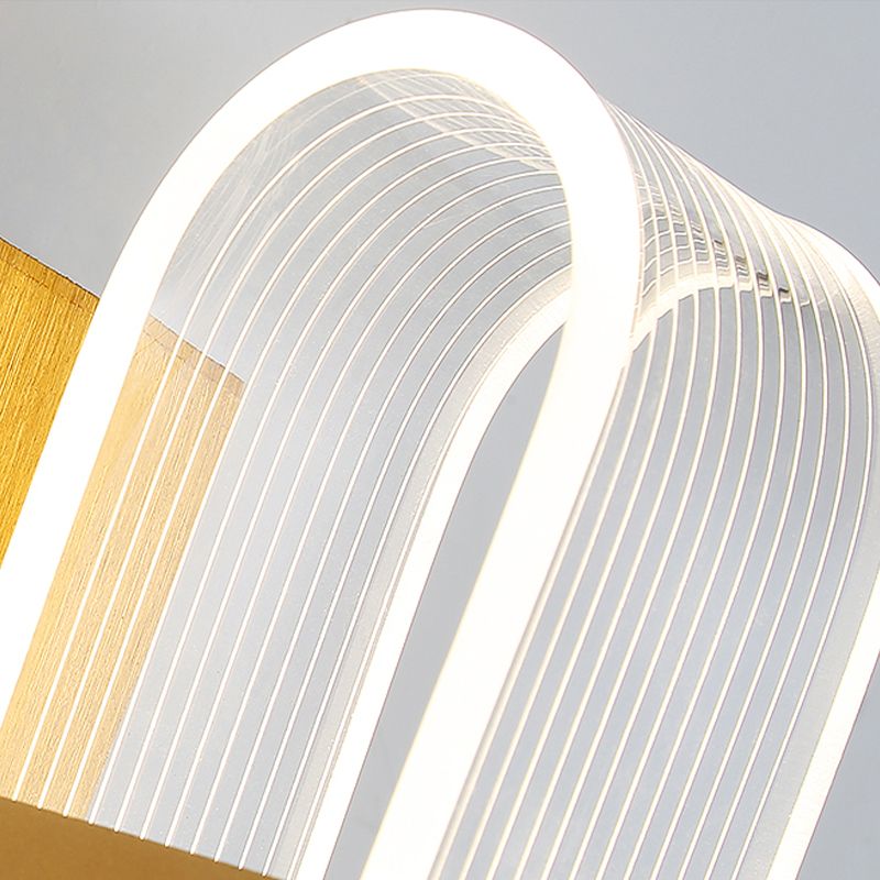 Modern Style Metal LED Wall Light Fixture Creative Wall Light Sconce for Bedroom