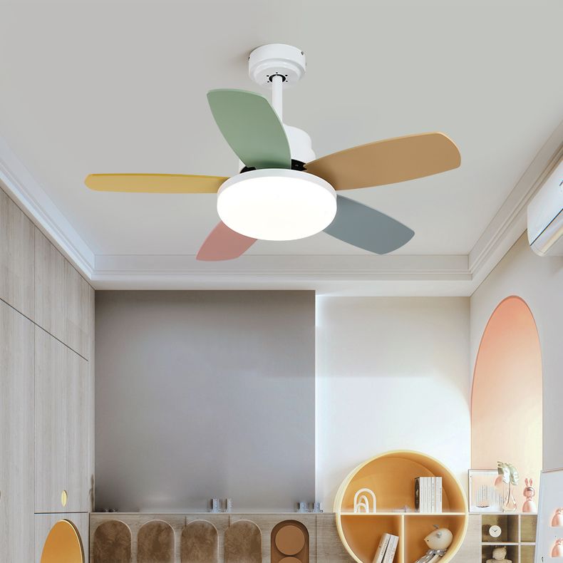 Metal Ceiling Fan Lighting Modern Style 1 Light Ceiling Fan Light for Children's Room