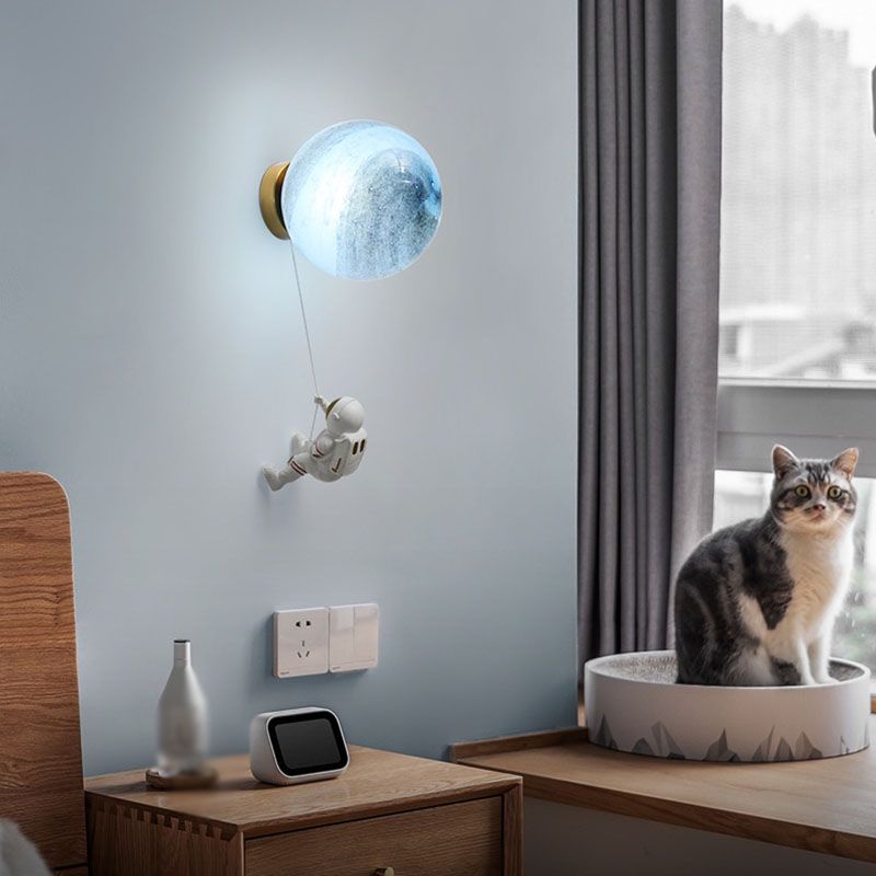 Modern Style Wall Mount Light 1-Light LED Wall Sconce Light with Glass Shade for Bedside