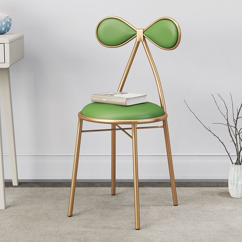 Silla lateral sin brazos de diseño nórdico, silla lateral de comedor de cuero con respaldo abierto