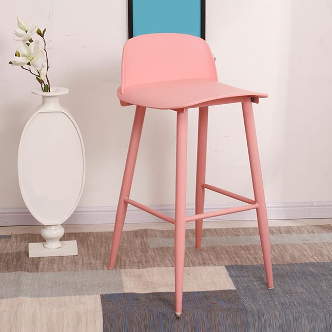 Coffee Shop Footrest Scandinavian Stool Matte Finish Plastic Barstool