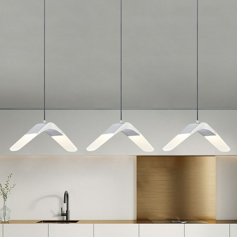 Acrylic Gull Shaped Cluster Pendant Decorative 3-Light Hanging Ceiling Light for Restaurant