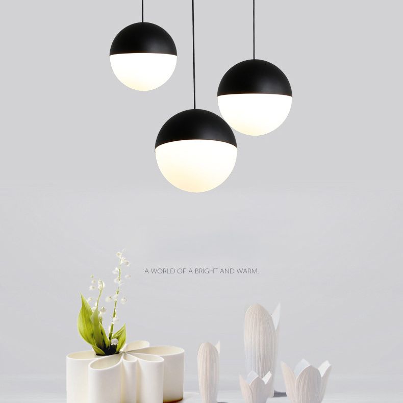 Sospensione di vetro a 1 luci a forma di sfera in bianco e nero Luce di sospensione in vetro a 1 luce per ristorante