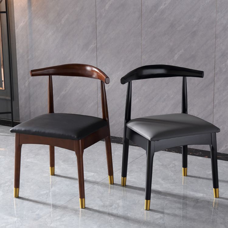 Silla lateral interior escandinava tapizada en madera Silla de comedor con respaldo abierto