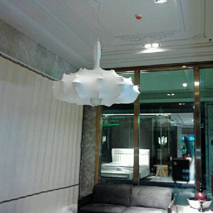 Éclairage pendentif ombré Amélioration du tissu minimaliste salon PLADANT PLANDANT EN BLANC