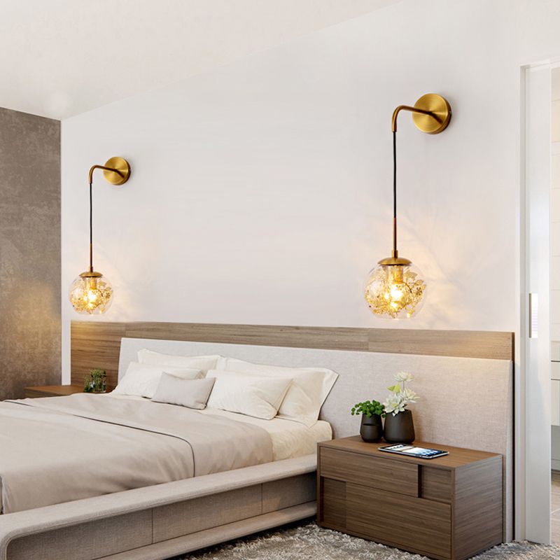 6"/8" W Simple Sphere Sconce Light Clear Glass 1 Light Silver/Gold Wall Mount Light Fixture with Shattered Leaf