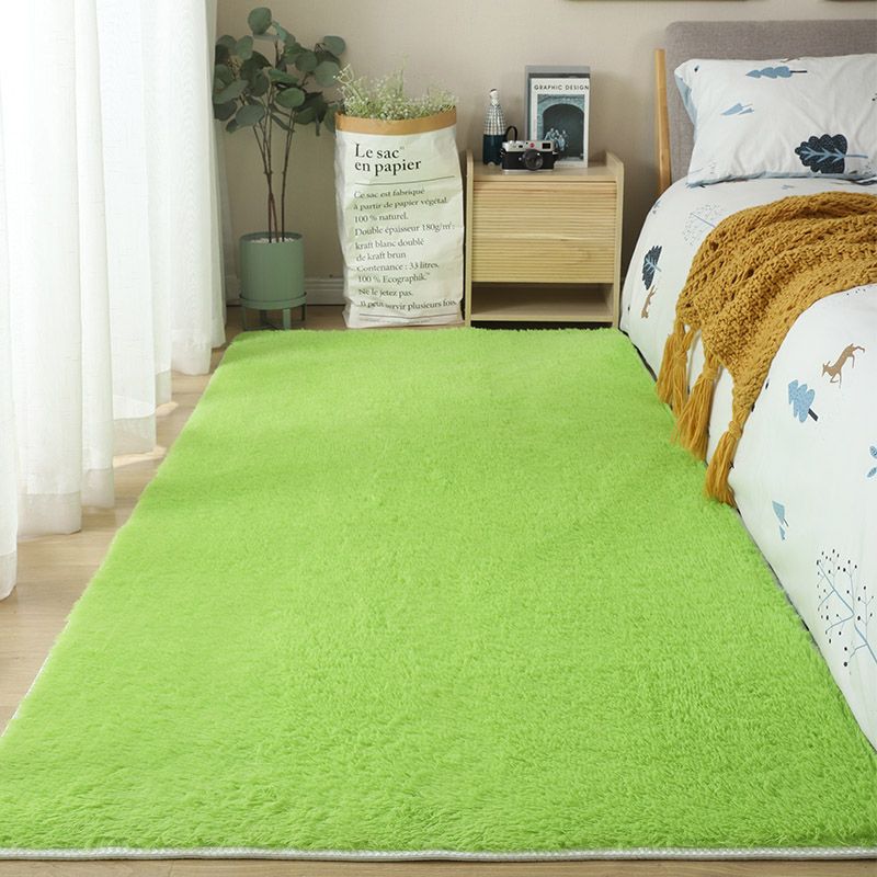 White Bedroom Area Rug Solid Color Polyester Area Carpet Non-Slip Backing Area Rug