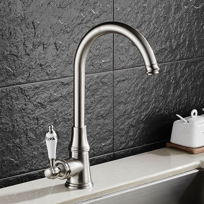 Metal Kitchen Faucet 1-Hole Contemporary Kitchen Faucet with Single Handle