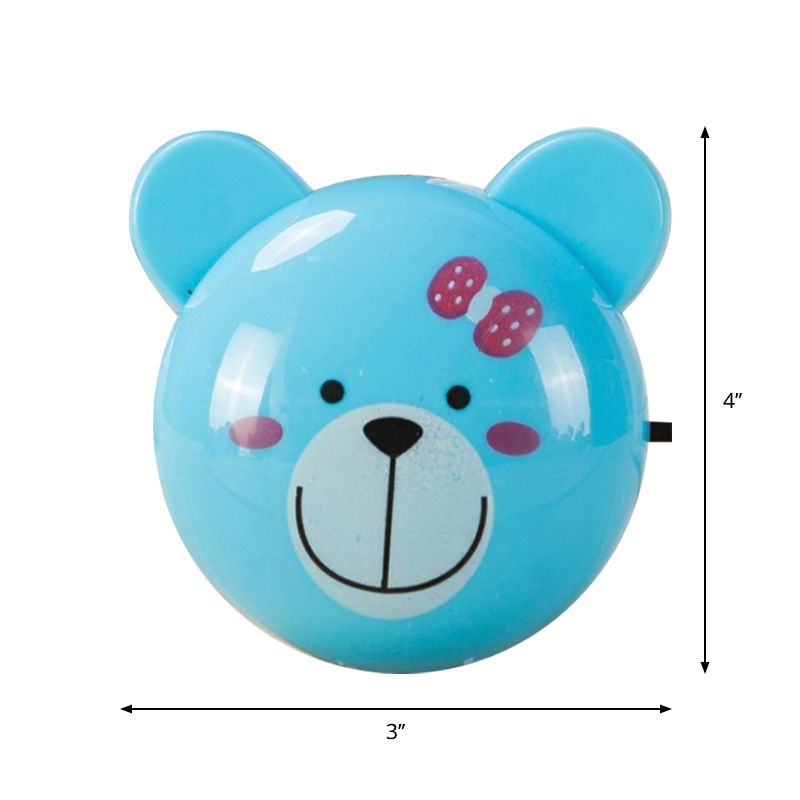 Cartoon Led Night Lighting Blue Bear Pequeña luz de pared enchufable con sombra de plástico