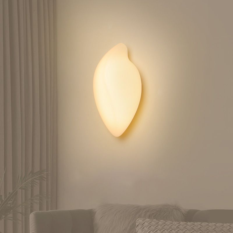 Single Modernism White Wall Mounted Sconce Acrylic Wall Light for Bedroom