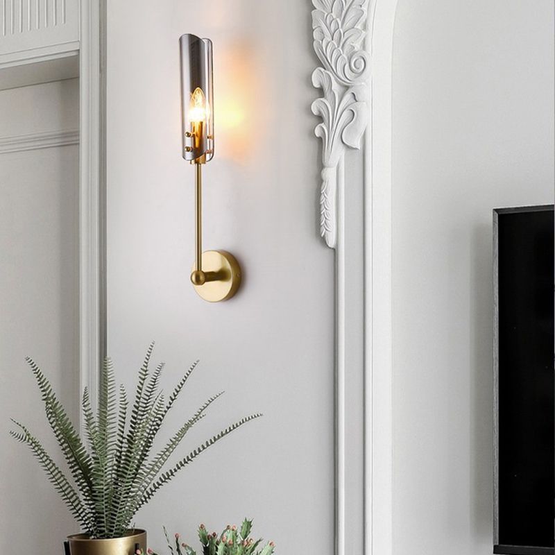 Nórdica Media de metal pared de pared de dorada de oro con vidrio para sala de estar