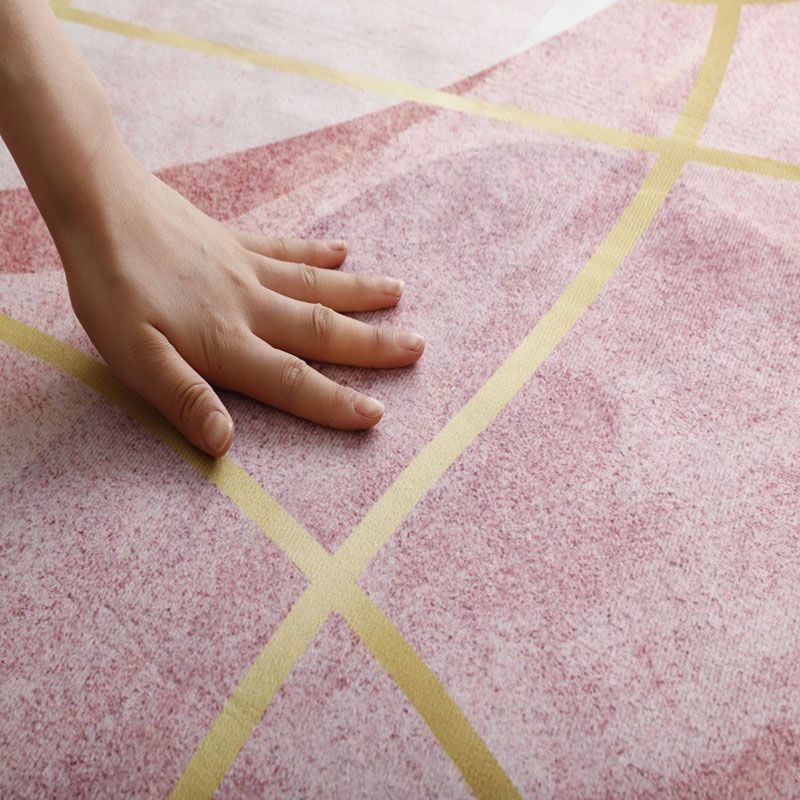 Pink Modern Carpet Polyester Moon Carpet Non-Slip Backing Carpet for Living Room