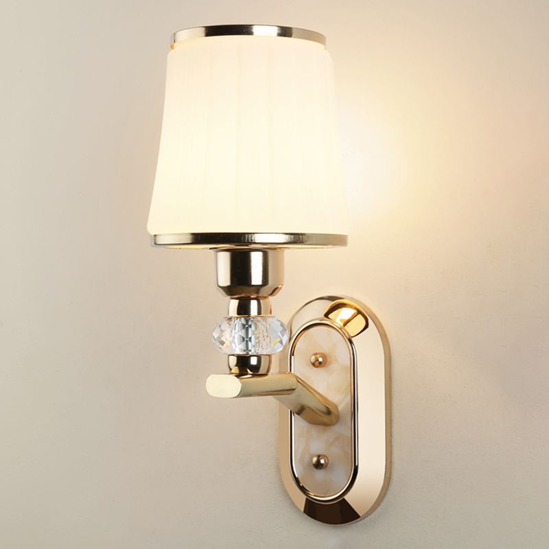 1 Licht halb geometrische Wandleuchte modern