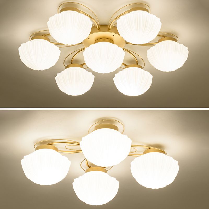 American Traditional Style Plafond Light Mount-Mount avec des coquillages en verre givré blanc Shade en or