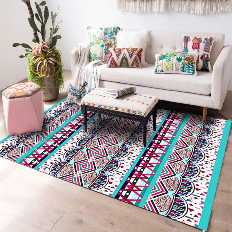 Multi-Color Geo Print Rug Polyster Western Indoor Rug Anti-Slip Backing Stain-Resistant Area Carpet for Living Room