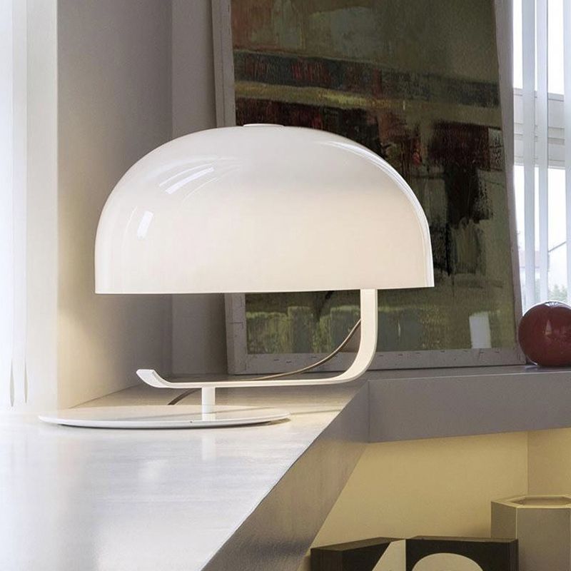 Lampada da comodino postmoderna a forma di fungo, lampada da scrivania metallizzata a 1 testa per camera da letto in bianco/marrone