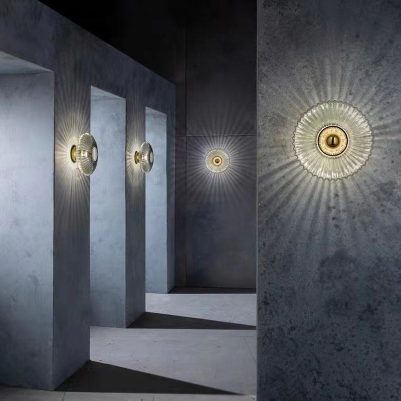 Single Modernism Black/White Wall Mounted Sconce LED Glass Wall Light